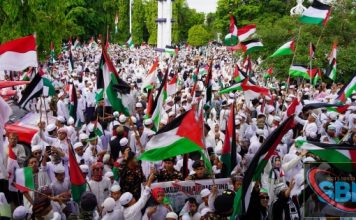 Ribuan orang berkumpul di CBS Martapura, mengutuk keras terhadap penindasan rakyat Palestina oleh zionis Israel