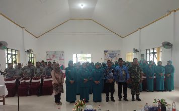 Ketua TP PKK kecamatan Martapura Barat melantik TP. PKK Desa Sungai Batang dan Sungai Batang Ilir