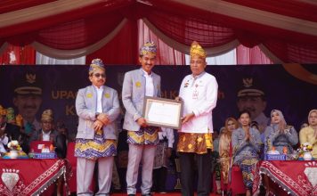 HUT ke 74 Kabupaten Banjar, terima penghargaan dari Kementerian Perhubungan RI