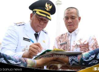Usai dilantik, Bupati Barito Kuala Bahrul Ilmi teken SK penetapan koperasi penerima pinjaman dana pupuk bersubsidi