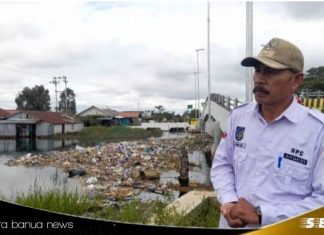Warga resah tumpukan sampah dibawah Jembatan Simpang Empat Jejangkit