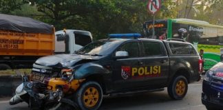 Mobil patroli Polda Kalsel tabrak pengendara motor di Jalan Ahmad Yani, satu orang meninggal