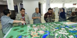Delegasi Untag Surabaya terpukau dengan Perpustakaan Futuristik UTHM di Malaysia