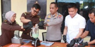 Polres Banjar musnahkan ribuan gram sabu dan ekstasi senilai hampir Rp 900 juta