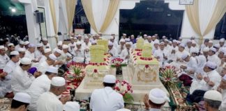 Haul Abah Anang Djazouly: Tradisi doa penuh kerinduan
