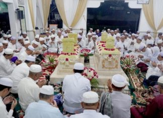 Haul Abah Anang Djazouly: Tradisi doa penuh kerinduan