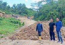 Camat Sungai Pinang tinjau peninggian jalan di Gunung Hatuang