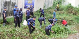 Rangkaian Hari Bhayangkara: Polres Batola dukung Program ASRI lewat kebersihan sungai
