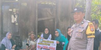 Pemdes Babirik salurkan BLT-DD tahap VI, 11 KPM terima Rp 300 ribu