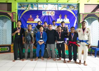 SixStar Fighting Camp Sabet 3 Medali di Kejuaraan Ju-Jitsu Piala Bupati Banjar