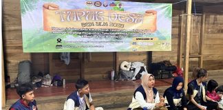 Sosialisasi pembuatan Eco-Enzyme di Dusun Linau: ubah sampah organik jadi produk bermanfaat