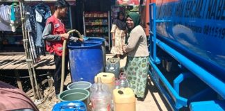 Kekeringan mulai terasa, BPBD Banjar pastikan pasokan air bersih warga Desa Makmur terpenuhi