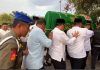 Jenazah H. Rudy Ariffin disemayamkan di Taman Makam Bahagia Banjarbaru, disertai prosesi sholat jenazah di dua kota