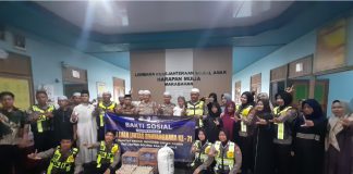 Hadir di tengah masyarakat: Satlantas Polres Batola gelar aksi sosial