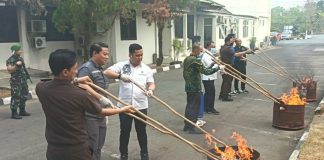 Peredaran narkotika di Banjarbaru masih tinggi, Kejari musnahkan bukti perkara