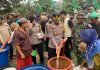 Kekeringan melanda Tabunganen, Forkopimda Batola salurkan bantuan air bersih