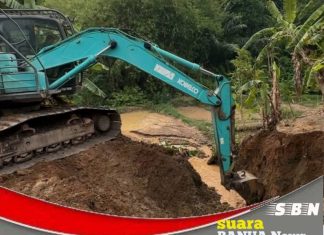 Pipa bocor di tengah kemarau, warga Banjarbaru-Banjar berjuang penuhi kebutuhan air