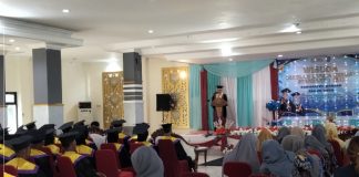 Semangat tak pudar usia: 60 lansia Martapura berhasil lulus sekolah lansia